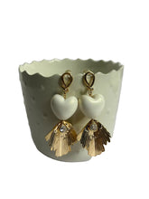 Golden Elegance with White Heart